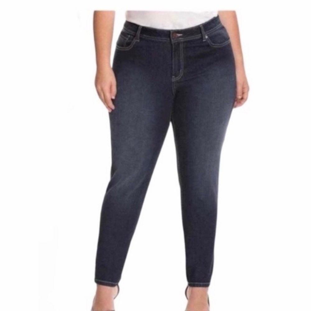 Lane Bryant Genius Fit Skinny Jeans NWT